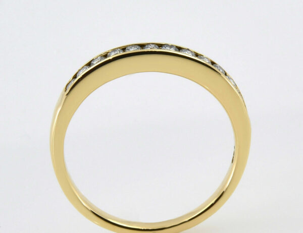Diamant Ring 750/000 18 K Gelbgold 13 Brillanten zus. 0,25 ct