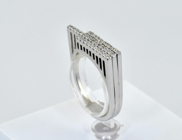 Diamant Ring 750/000 18 K Weißgold 35 Brillanten zus. 0,35 ct