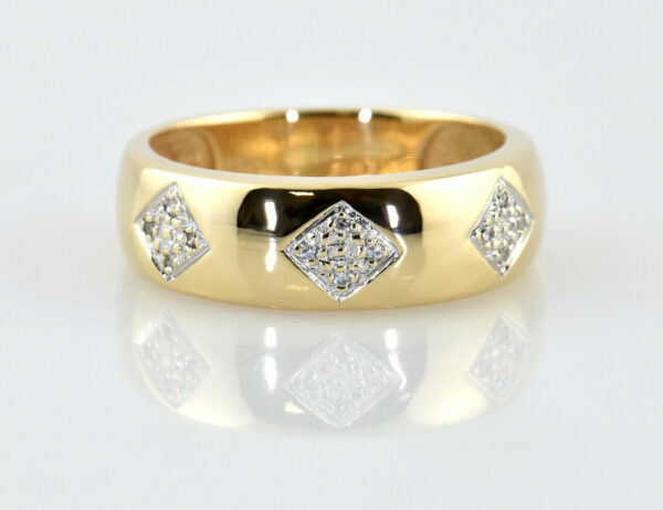 Diamantring 585/000 14 K Gelbgold 12 Diamanten zus. 0,10 ct