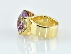 Ring Amethyst Diamant 585/000 14 K Gelbgold 22 Brillanten zus. 0,20 ct