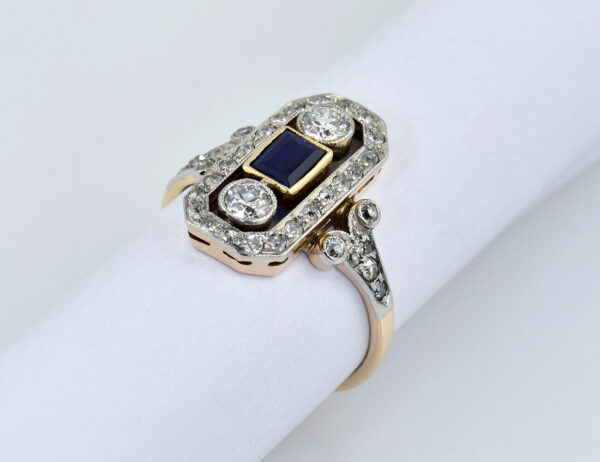 Art Deco Ring 585/000 14 K Gelbgold Saphir, 36 Diamanten zus. 0,80 ct