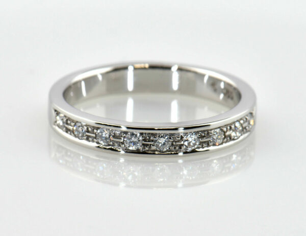 Diamant Ring 590/000 14 K Weißgold 9 Brillanten zus. 0,20 ct