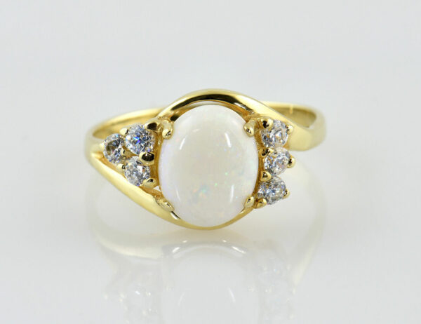 Opal Ring 333/000 8 K Gelbgold Zirkonia