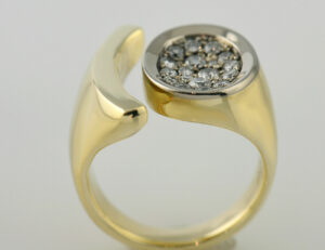 Diamant Ring 585 14 K Gelbgold 18 Brillanten zus. 0,78 ct