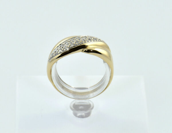 Diamant Ring 585/000 14 K Gelbgold 16 Diamanten zus. 0,15 ct