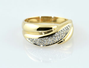 Diamant Ring 585/000 14 K Gelbgold 16 Diamanten zus. 0,15 ct