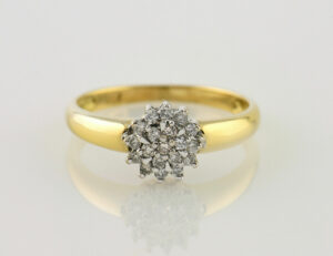 Diamant Ring 750 18 K Gelbgold 18 Brillanten zus. 0,30 ct