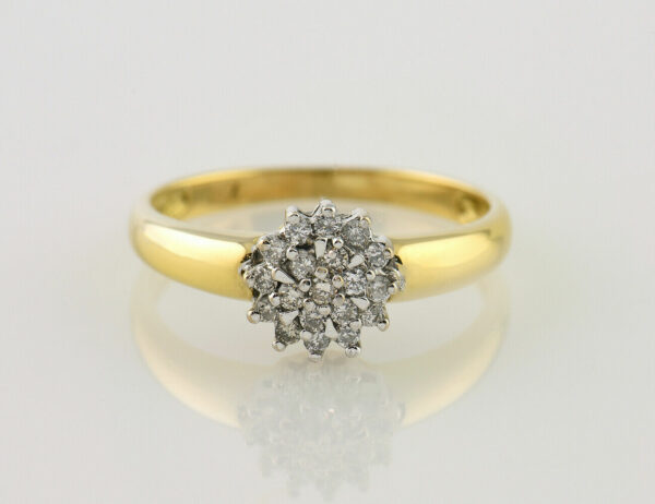 Diamant Ring 750 18 K Gelbgold 18 Brillanten zus. 0,30 ct