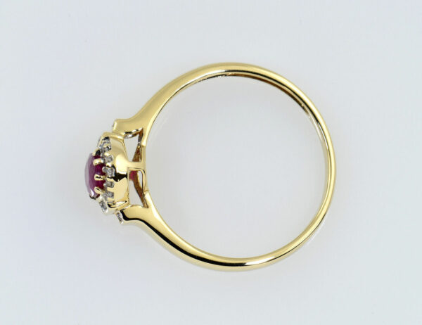 Rubin Diamant Ring 585/000 14 K Gelbgold 20 Diamanten zus. 0,10 ct