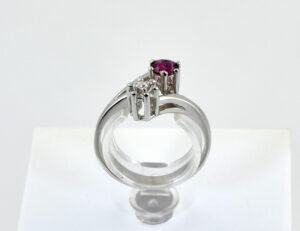 Rubin Diamant Ring 585/000 14 K Weißgold 1 Diamant 0,015 ct