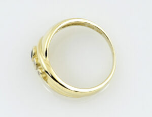 Saphir Diamant Ring 333/000 8 K Gelbgold 2 Diamanten zus. 0,02 ct