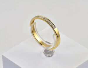 Diamant Ring 585/000 14 K Gelbgold 3 Diamanten zus. 0,02 ct