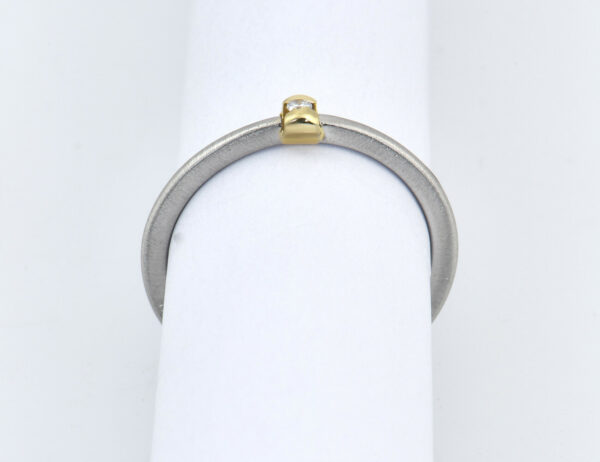 Diamant Solitär Ring 950/000 Platin / 750 Gelbgold Brillant 0,02 ct