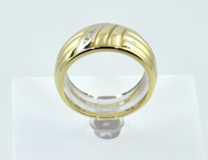 Diamant Ring 333/000 8 K Gelbgold 2 Diamanten zus. 0,02 ct