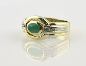 Smaragd Ring 585/000 14 K Gelbgold, 6 Diamanten zus. 0,07 ct