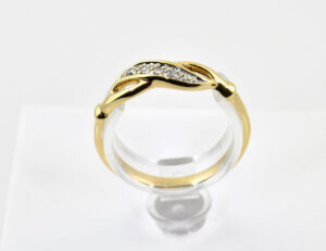 Diamant Ring 750/000 18 K Gelbgold 5 Diamanten zus. 0,05 ct