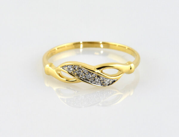 Diamant Ring 750/000 18 K Gelbgold 5 Diamanten zus. 0,05 ct