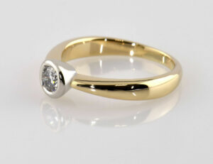 Diamant Solitär Ring 585/000 14 K Gelbgold Brillant 0,32 ct