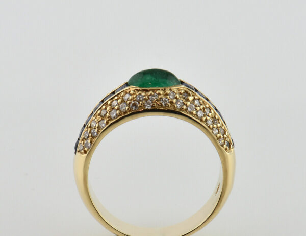 Ring Saphir, Smaragd 585/000 14 K Gelbgold 58 Brillanten zus. 0,58 ct