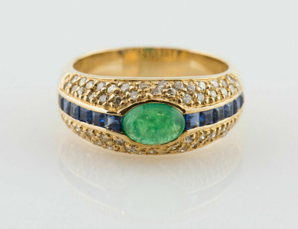Ring Saphir, Smaragd 585/000 14 K Gelbgold 58 Brillanten zus. 0,58 ct