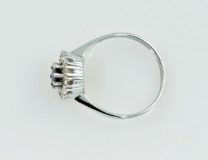 Saphir Diamant Ring 585/000 14 K Weißgold 12 Brillanten zus. 0,40 ct
