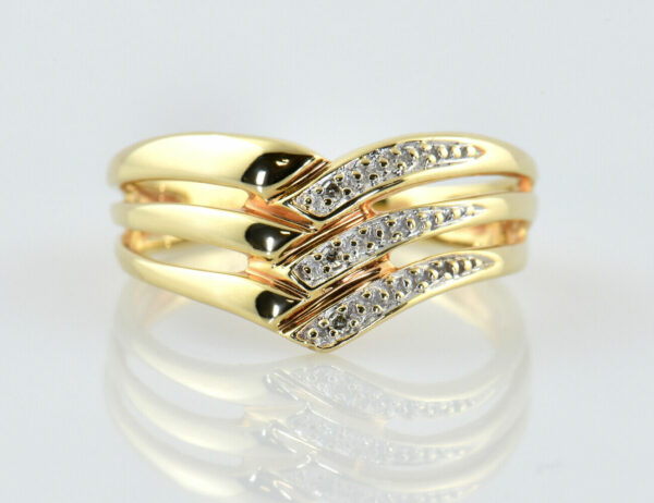 Diamant Ring 375/000 9 K Gelbgold, 3 Diamanten zus. 0,03 ct