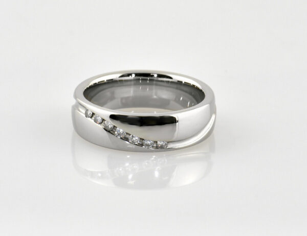 Diamant Ring 650/000 Palladium 7 Brillanten zus. 0,10 ct