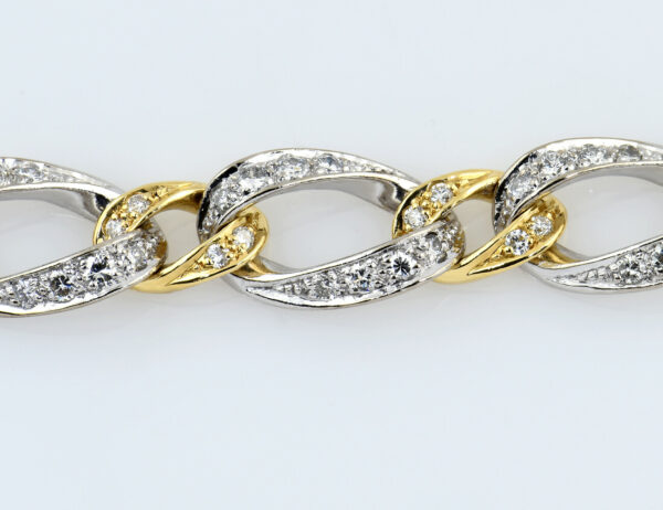 Diamant Armband 750/000 18 K Gelb-/ Weißgold 122 Brillanten zus. 2,75 ct, 19 cm